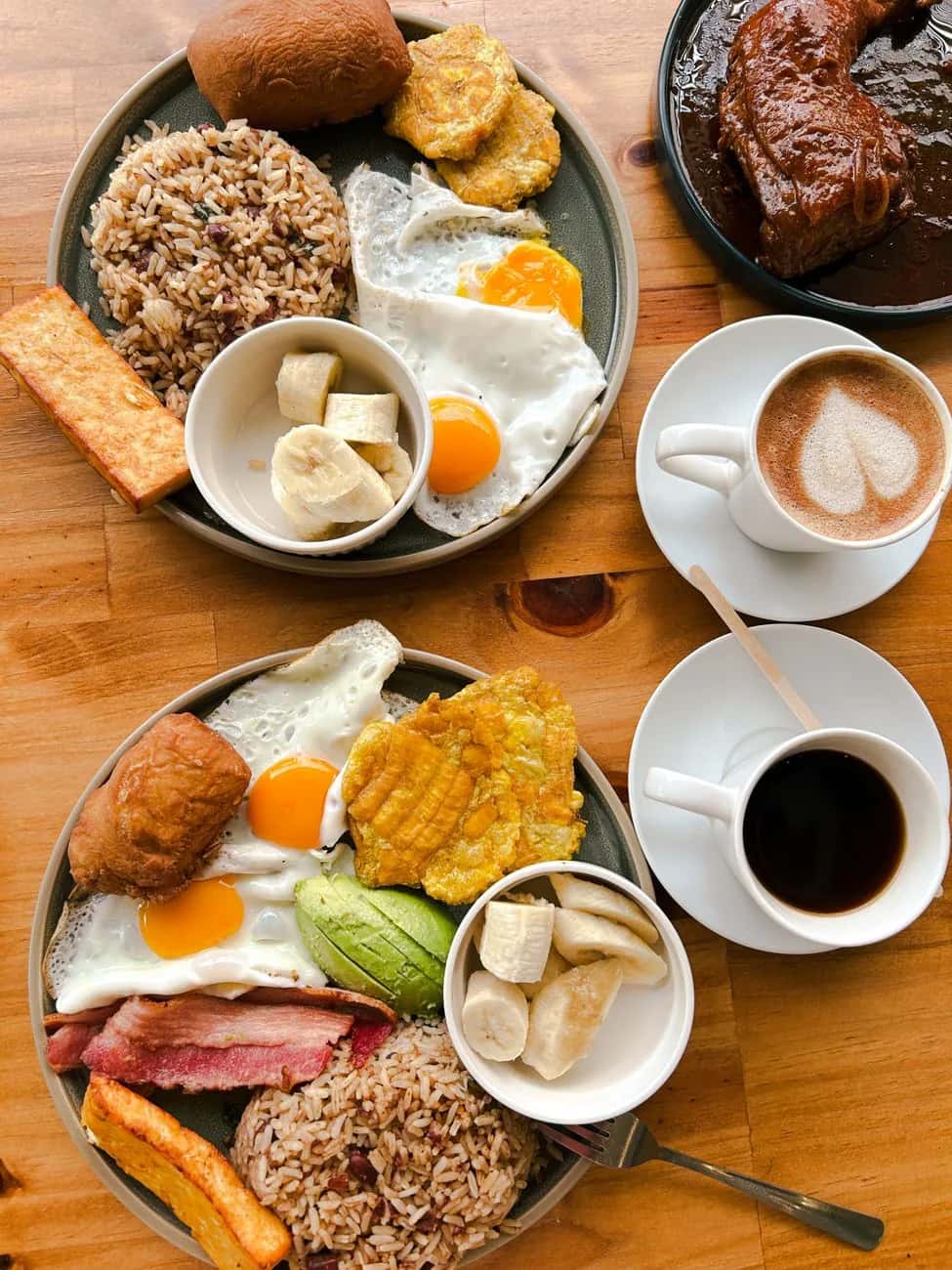 Calentado paisa, plat typique de la cuisine colombienne