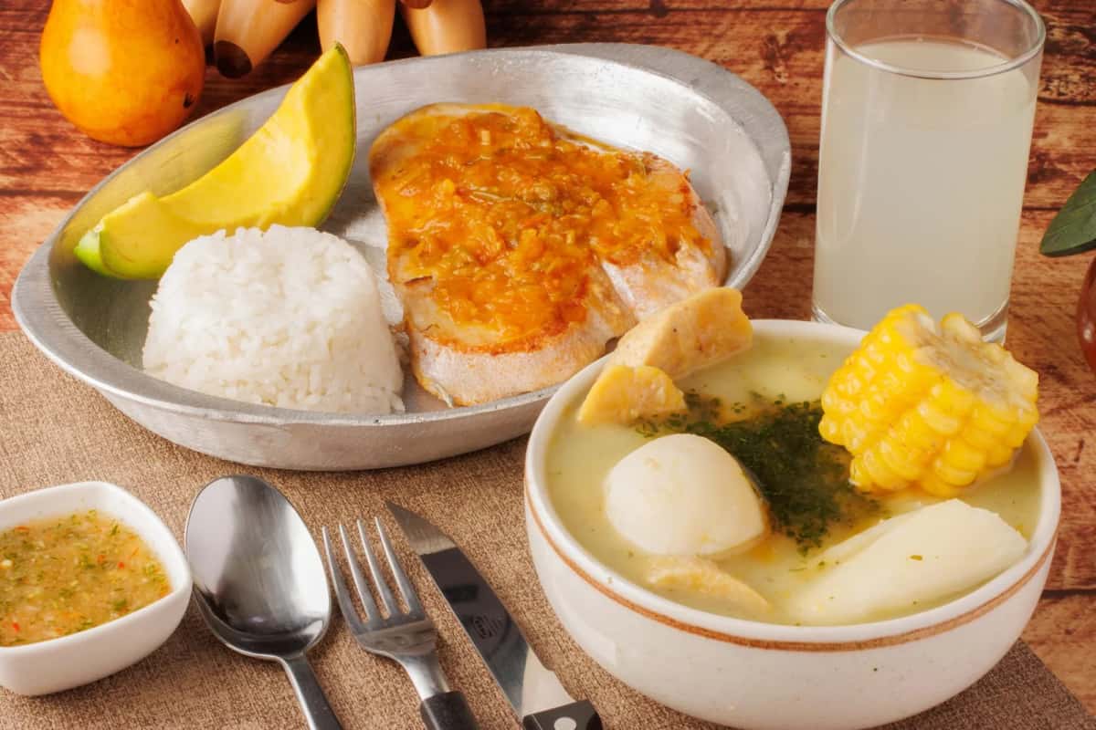 Sancocho, plat typique de la cuisine colombienne